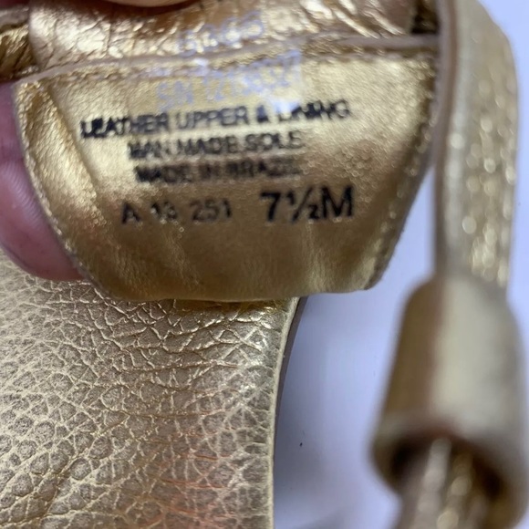 Tory Burch Britton Flat Thong Sandals - Gold - Picture 4 of 4